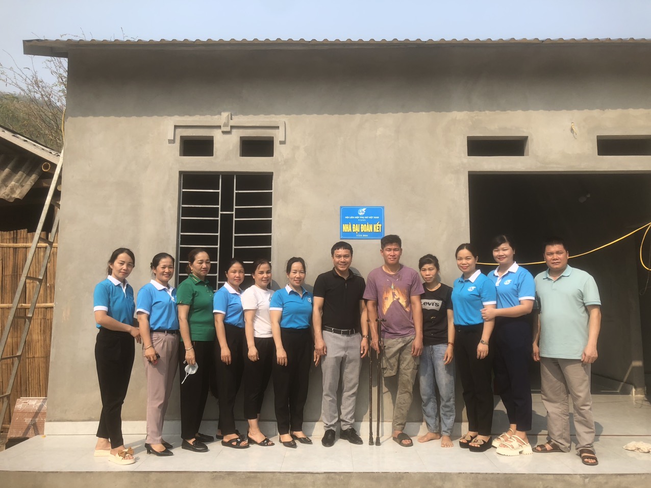 Hội LHPN huyện Yên Châu tiếp nhận trao tặng 2 nhà "Đại đoàn kết" từ nguồn kinh phí của Trung ương Hội LHPN Việt Nam và tổ chức tập huấn Đề án 938 tại xã Mường Lựm