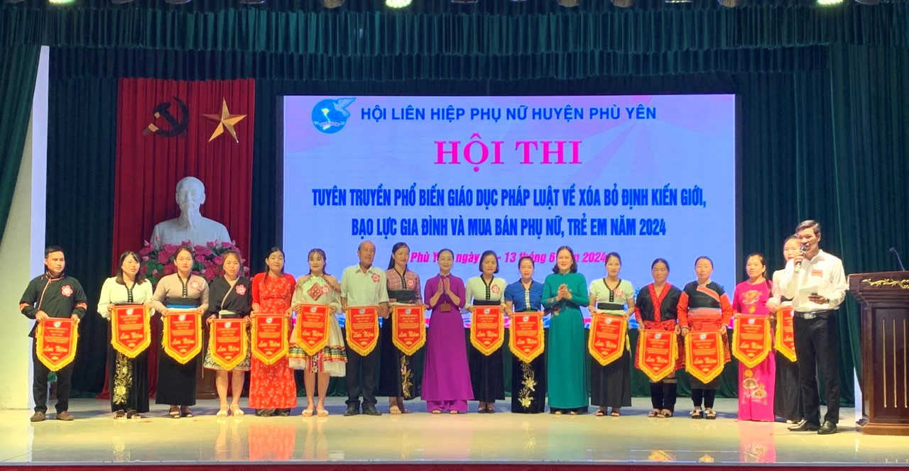 HỘI LHPN HUYỆN PHÙ YÊN TỔ CHỨC HỘI THI “TUYÊN TRUYỀN PHỔ BIẾN GDPL VỀ XÓA BỎ ĐỊNH KIẾN GIỚI, BẠO LỰC GIA ĐÌNH VÀ MUA BÁN PHỤ NỮ, TRẺ EM” NĂM 2024