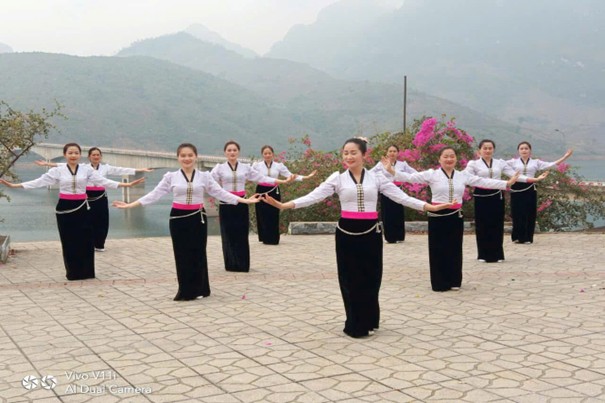 Chủ tịch Hội LHPN thị trấn Mường Giàng, huyện Quỳnh Nhai tích cực triển khai thực hiện Chỉ thị số 05/CT-TW của Bộ Chính trị về việc “Học tập và làm theo tư tưởng, đạo đức, phong cách Hồ Chí Minh”  
