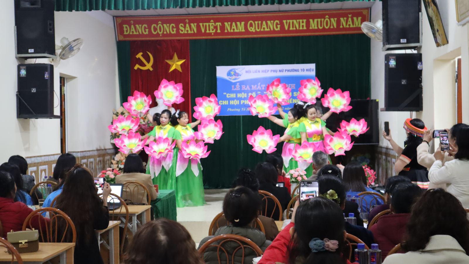 RA MẮT MÔ HÌNH “CHI HỘI SỐ”; “GIA ĐÌNH SỐ” TẠI PHƯỜNG TÔ HIỆU, TỈNH SƠN LA