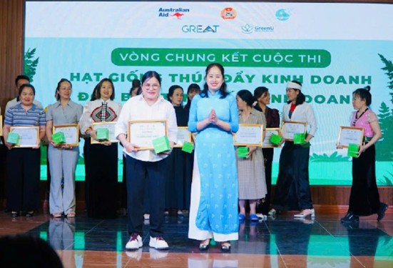 HỘI LHPN TỈNH PHỐI HỢP TỔ CHỨC VÒNG CHUNG KẾT “HẠT GIỐNG THÚC ĐẨY KINH DOANH” VÀ “ ĐÒN BẨY TĂNG TỐC KINH DOANH”