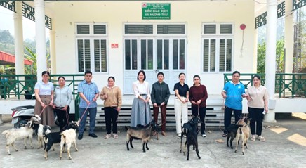 ​HỘI LHPN HUYỆN PHÙ YÊN RA MẮT MÔ HÌNH TỔ LIÊN KẾT NUÔI DÊ SINH SẢN - THỰC HIỆN ĐỀ ÁN 939 “HỖ TRỢ PHỤ NỮ KHỞI NGHIỆP GIAI ĐOẠN 2017 - 2025” NĂM 2025