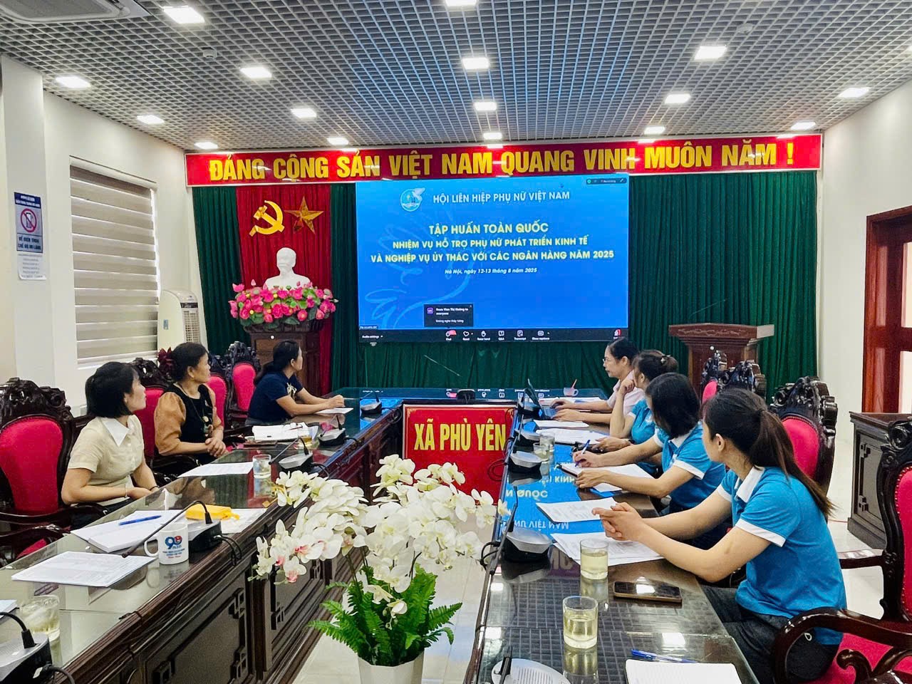 HỘI LHPN TỈNH SƠN LA THAM GIA TẬP HUẤN NGHIỆP VỤ ỦY THÁC VÀ HỖ TRỢ PHỤ NỮ PHÁT TRIỂN KINH TẾ